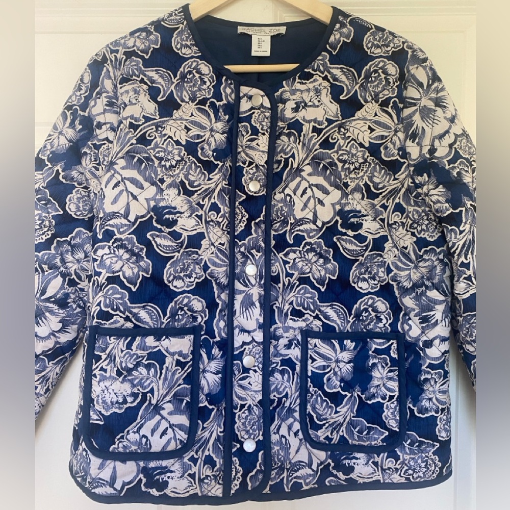 Rachel Zoe Quilted Floral Jacket w/ Front Pockets Size L Navy & White - Picture 3 of 15